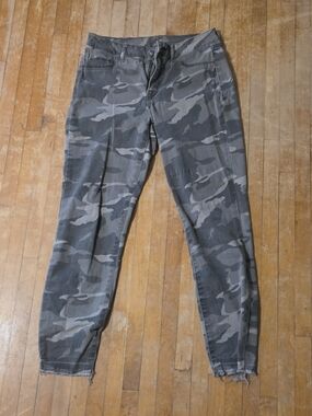 Rewash Women's Camo Ankle Jeans